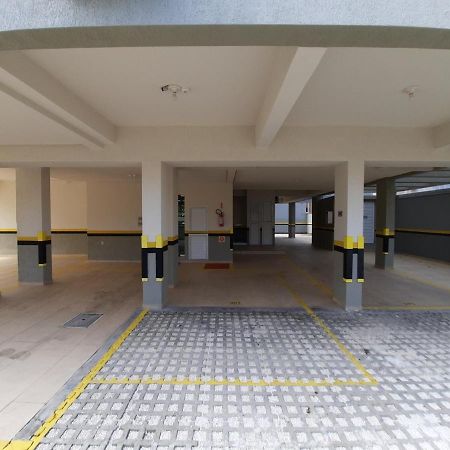 Apartamento 3 Quartos 8 Pessoas A 50 Mts Da Praia De Bombas, A 100M Da Passarela Do Ribeiro Bombinhas Exterior photo