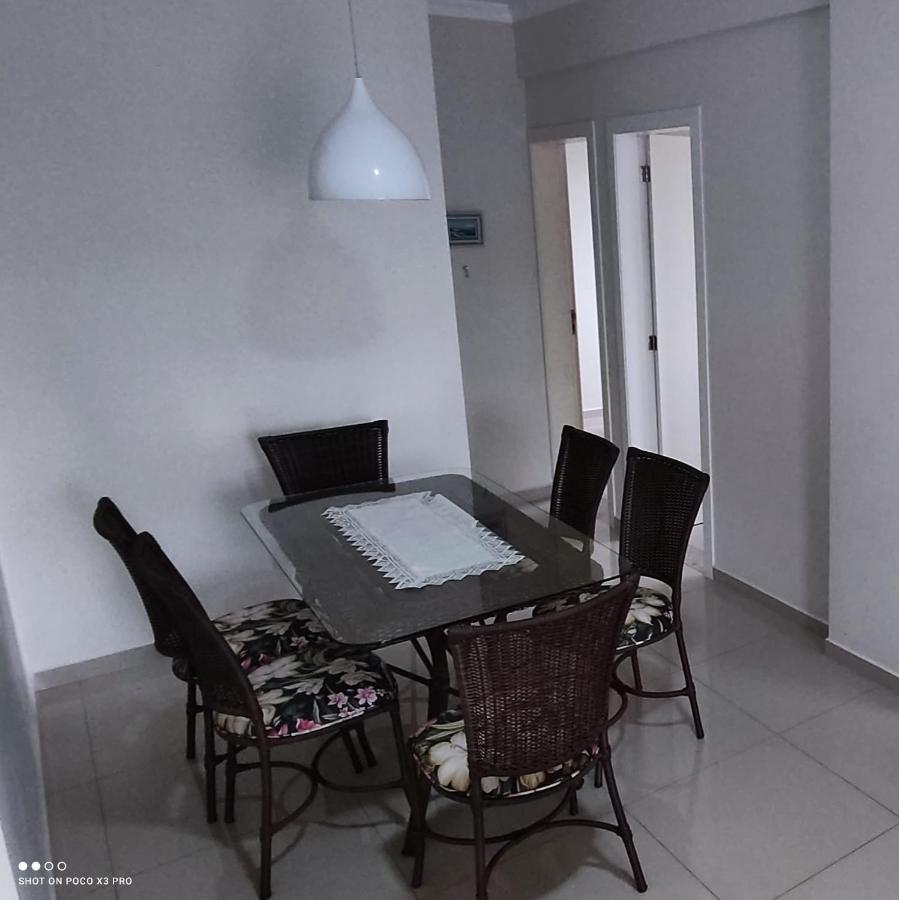 Apartamento 3 Quartos 8 Pessoas A 50 Mts Da Praia De Bombas, A 100M Da Passarela Do Ribeiro Bombinhas Exterior photo